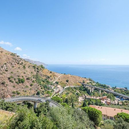 Il Mare Tra Le Dita Таормина Екстериор снимка